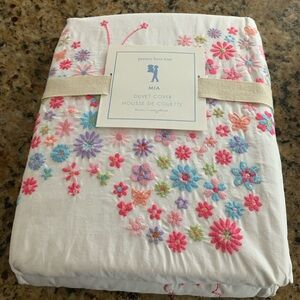 Pottery Barn Kids Mia Duvet Cover - Twin - White with Floral Embroidery